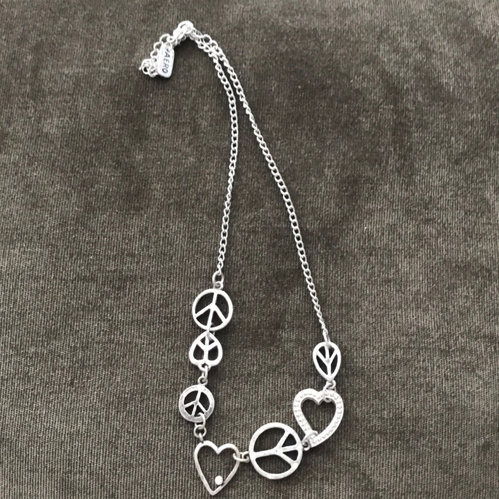 Aero necklace